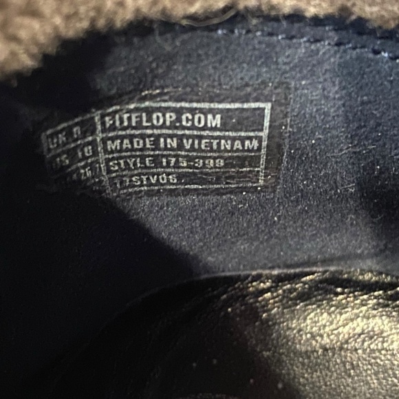 F4 Fit Flop Sneakers - Picture 11 of 12